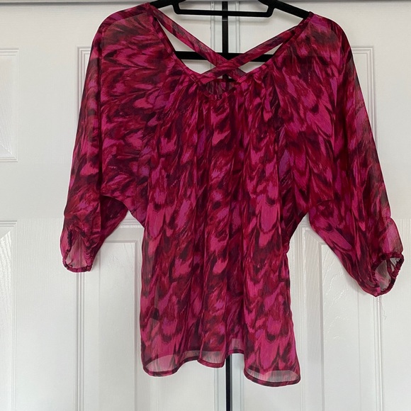 Red patterned blouse - Picture 4 of 5
